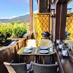 Cristina - Suedbalkon Mit Bergblick Апартаменти