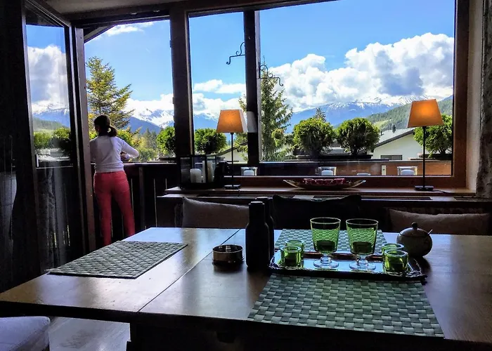 Cristina - Suedbalkon Mit Bergblick * Ζέεφελντ